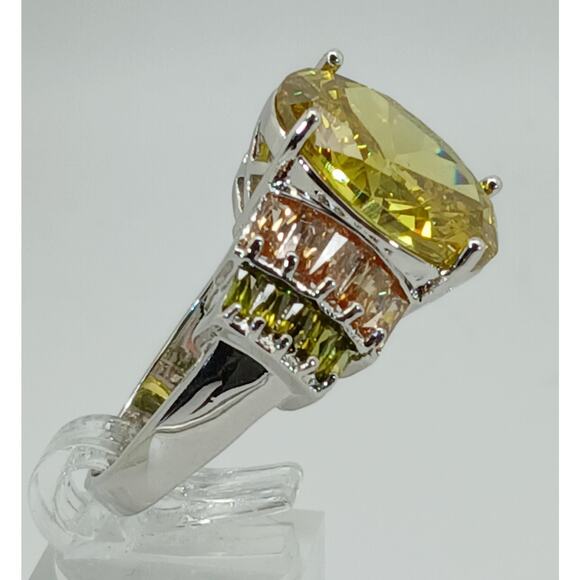 Vintage Ring Size 10 Silver Tone White Gold GP Sim Diamond CZ Cocktail NOS - Picture 6 of 10